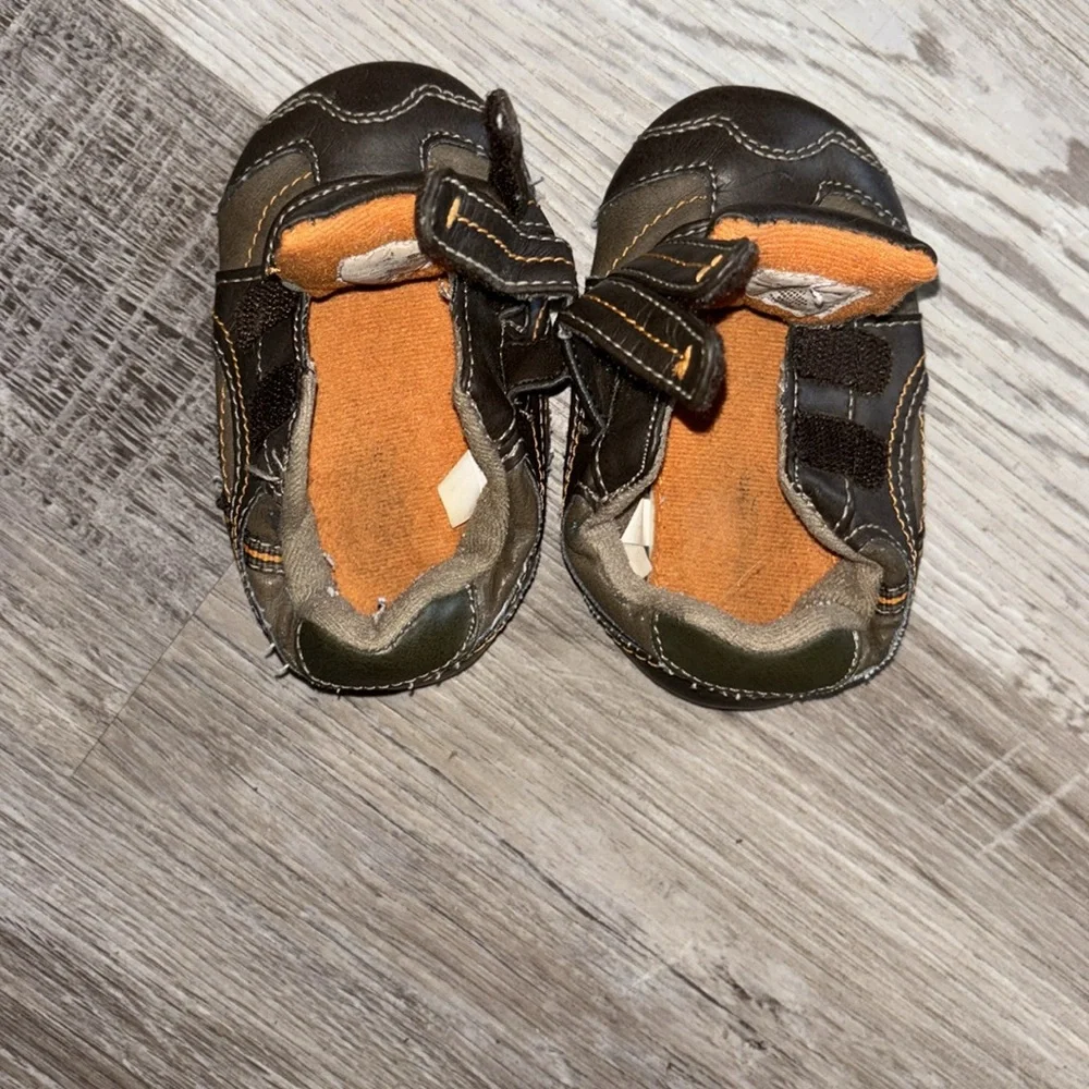 Nonmarking Baby Brown and Orange Shoes